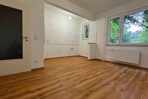 *** Charmante 3-Raumwohnung mit Duschbad! ***