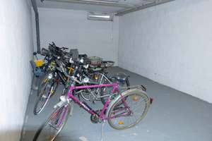 Regensburg Süd-Ost, schicke Galeriewohnung mit Loggia, gut gepflegt und gut geschnitten. Am Biotop. – Die vollständige Adresse der Immobilie erhältst du vom Anbieter., 93055 Burgweinting-Harting, Regensburg – Vorschaubild 25