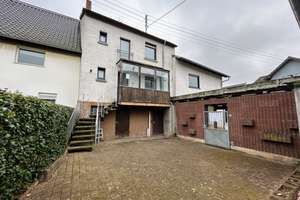 Großes Einfamilienhaus mit Einliegerwohnung, Hof und Carport – Die vollständige Adresse der Immobilie erhältst du vom Anbieter., 55444 Schweppenhausen – Vorschaubild 3
