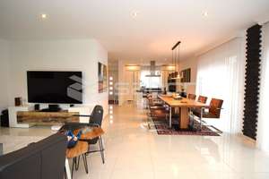 Modernes Einfamilienhaus mit energieeffizienter Wärmepumpe – Die vollständige Adresse der Immobilie erhältst du vom Anbieter., 21031 Lohbrügge, Hamburg – Vorschaubild 3