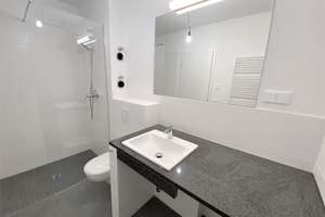 Traumhafte Wasserlage in Grünau, 2 Zimmer Wohnung mit großer Terrasse, EBK, Aufzug – Dahmestraße 15, 12527 Grünau, Berlin – Vorschaubild 13