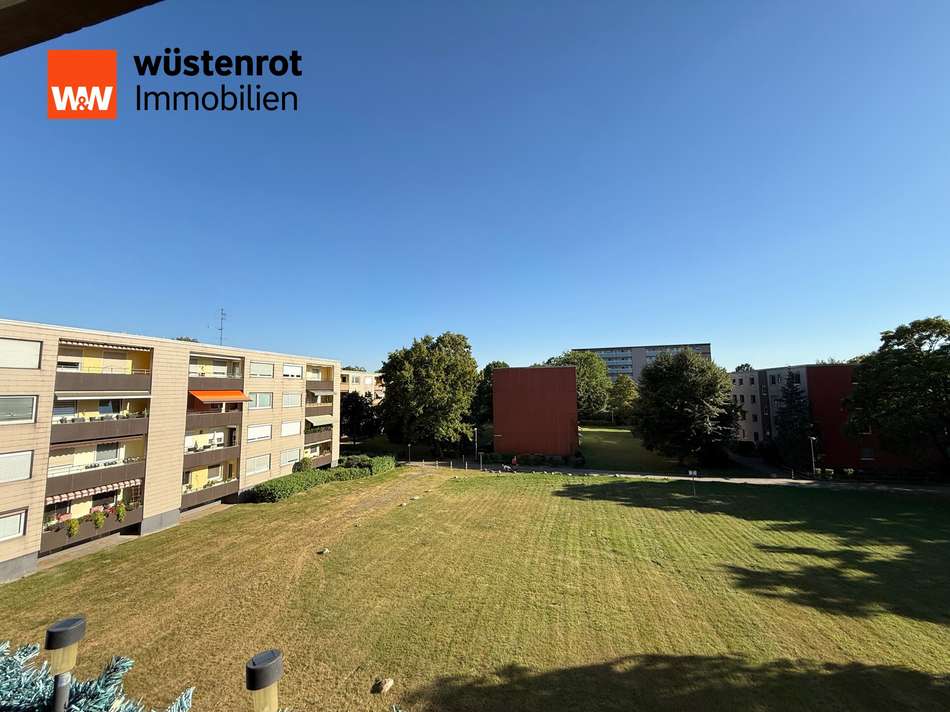 Blick in die Außenanlagen