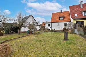 Kleine Doppelhaushälfte auf großem Grundstück in Gebersdorf – Die vollständige Adresse der Immobilie erhältst du vom Anbieter., 90449 Gebersdorf, Nürnberg – Vorschaubild 4