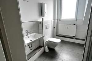 Penthouse mit Traumterrasse - 4 Zimmer mit luxuriöser Innenausstattung im Duisburg-Süden – Die vollständige Adresse der Immobilie erhältst du vom Anbieter., 47259 Huckingen, Duisburg – Vorschaubild 9