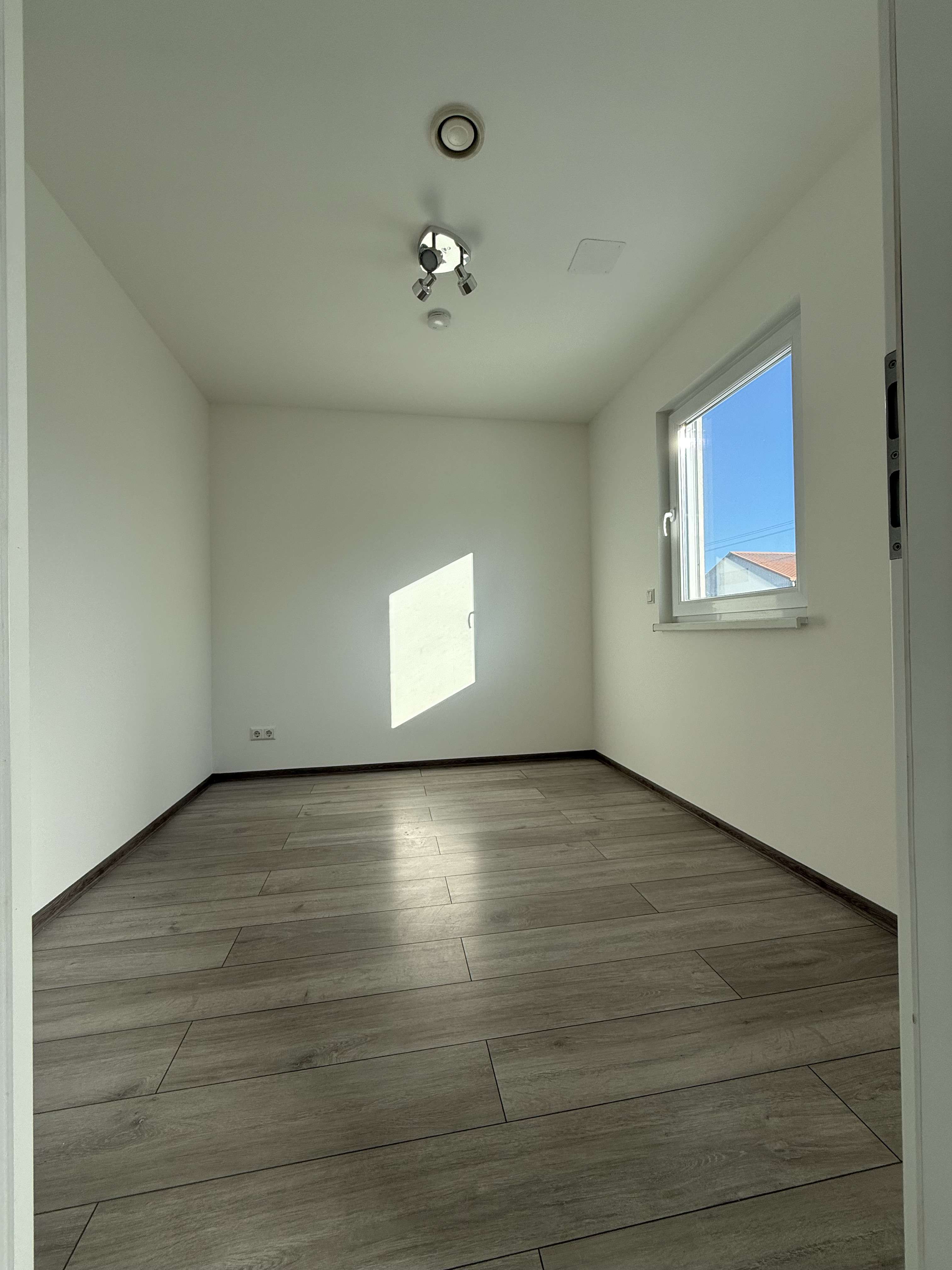 Immobilie in Ingoldingen - Neuwertiger Bungalow ideal für Singles, Paare oder Alleinerziehende - Bild 16