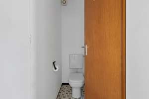 Sanierungsbedürftige 4 Zimmer-Wohnung mit drei Balkonen und viel Raum zur individuellen Gestaltung – Die vollständige Adresse der Immobilie erhältst du vom Anbieter., 76229 Grötzingen, Karlsruhe – Vorschaubild 11
