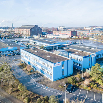 Exklusiv über RUHR REAL | 550 - 2.000 m² Bürokomplex am CentrO | Revitalisierung | Stellplätze