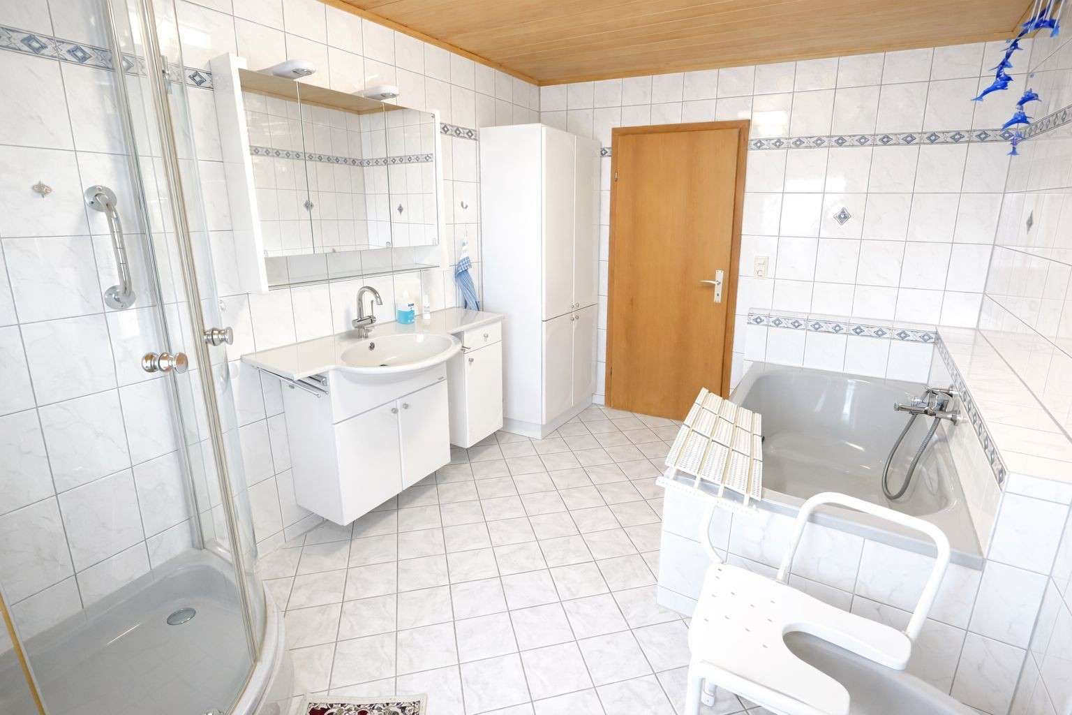 Immobilie in Lenningen - Einfamilienhaus mit Gartenparadies in Hochwang - Bild 9