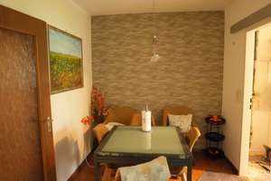 Großzügig geschnittene 3,5-Zimmer-Wohnung in ruhiger Lage – mit großem Balkon und Garage! – Die vollständige Adresse der Immobilie erhältst du vom Anbieter., 76229 Grötzingen, Karlsruhe – Vorschaubild 4