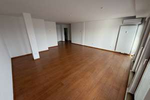 großräumige 2-Zimmer-Wohnung (7.OG) mit Süd-Balkon im Stadtzentrum – 40212 Friedrichstadt, Düsseldorf – Vorschaubild 2
