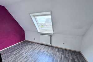 Gepflegtes und voll unterkellertes Reihenmittelhaus mit Terrasse und PKW-Stellplatz  – Flensburg – Vorschaubild 16