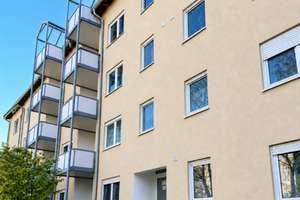 Schöne Wohnung mit Balkon in ruhiger Lage