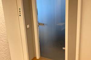 Ruhiges, zentrales, möbliertes Penthouse mit 2 Zimmern in Stuttgart Möhringen – Die vollständige Adresse der Immobilie erhältst du vom Anbieter., 70567 Möhringen-Mitte, Stuttgart – Vorschaubild 13