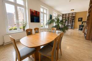 ALTBAU-CHARME AUSSEN, MODERNER WOHNKOMFORT INNEN – DREI WOHNEINHEITEN & PARKÄHNLICHER GARTEN – Die vollständige Adresse der Immobilie erhältst du vom Anbieter., 41061 Gladbach, Mönchengladbach – Vorschaubild 4