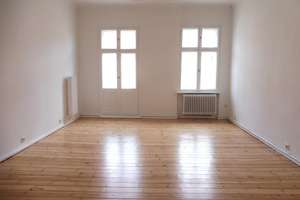Schöne, helle und WG-geeignete 3 Zimmer-Altbauwohnung mit Balkon! – Wehnelsteig 7, 13629 Siemensstadt, Berlin – Vorschaubild 7