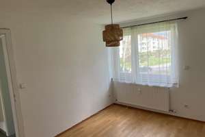 3-Zimmer Wohnung mit Balkon und Garage in Stuttgart-Stammheim – Ottmarsheimer Straße 19, 70439 Stammheim-Mitte, Stuttgart – Vorschaubild 7