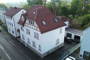 Gepflegtes 5-Familienhaus mit Garten und Entwicklungspotential – Die vollständige Adresse der Immobilie erhältst du vom Anbieter., 74078 Neckargartach, Heilbronn – Vorschaubild 2