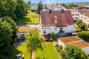 Modernisiertes Einfamilienhaus in naturnaher Lage – ideal für Familien – Die vollständige Adresse der Immobilie erhältst du vom Anbieter., 63768 Hösbach – Vorschaubild 1