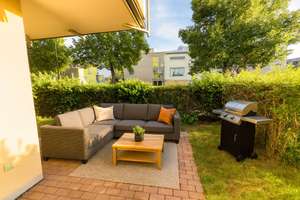 Helle 2-Zimmer-Gartenwohnung mit Südwest-Eckgarten in Ingolstadt – Die vollständige Adresse der Immobilie erhältst du vom Anbieter., 85049 Friedrichshofen-Hollerstauden, Ingolstadt – Vorschaubild 2