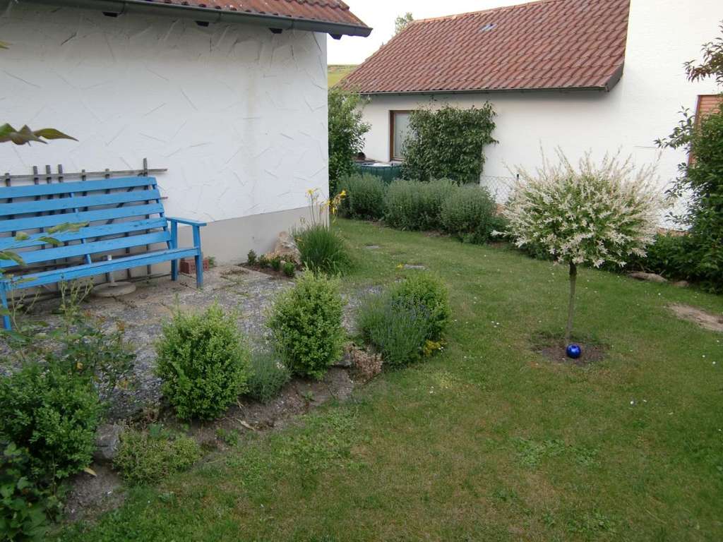Immobilie in Nandlstadt - Charmante Dreizimmerwohnung mit schönem Grillplatz - Bild 1