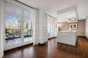 Klassische Eleganz in herausragender Lage – Die vollständige Adresse der Immobilie erhältst du vom Anbieter., 22301 Winterhude, Hamburg – Vorschaubild 3