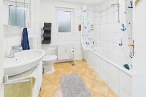 Gemütliche Dachgeschosswohnung auf Erbpachtgrundstück in Mannheim-Almenhof – Die vollständige Adresse der Immobilie erhältst du vom Anbieter., 68199 Neckarau, Mannheim – Vorschaubild 4
