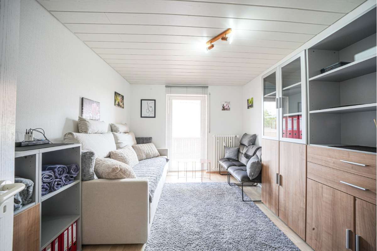 Immobilie in Poppenhausen - Sehr gepflegtes, freistehendes Mehrfamilien- / Generationenhaus, zur Eigennutzung und Kapitalanlage - Bild 18