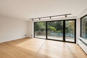 Drei Generationen. Ein besonderes Zuhause. Bauhaus Villa auf 1.575 m² Privatgrundstück – Die vollständige Adresse der Immobilie erhältst du vom Anbieter., 45136 Bergerhausen, Essen – Vorschaubild 22