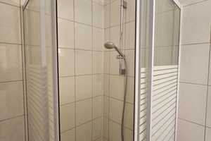 schöne und sanierte 1-Zimmerwohnung im 2.OG mit EBK – Hochweg 49, 93049 Regensburg – Vorschaubild 10