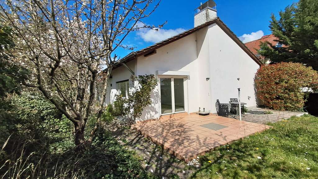 Immobilie in Birkenheide - ANSCHAUEN LOHNT : BEGEHRTER BUNGALOW  - MODERNISIERT -in begehrter Wohnlage! - Bild 1