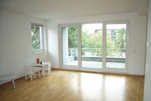 4-Zimmer, großer Sonnenbalkon, Parkett, Kaminofen, Tageslichtbad und Gäste-Duschbad – Sürther Hauptstr. 192, 50999 Sürth, Köln – Vorschaubild 2