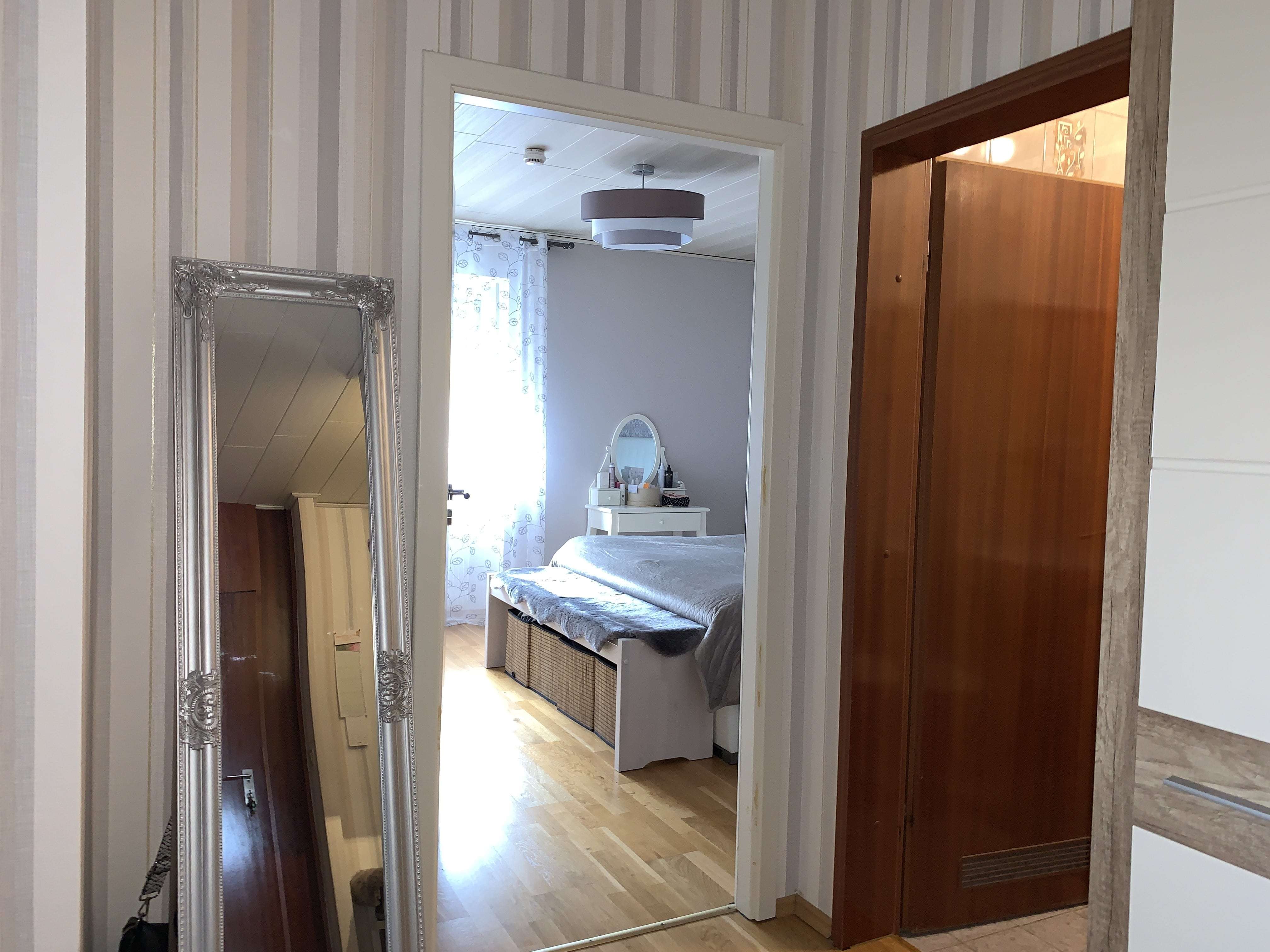 Immobilie in Schweinfurt - Gemütliche 3-Zimmer-Wohnung mit TG-Stellplatz  - Bild 4