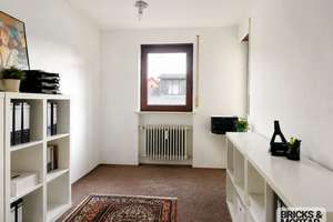 Sicher investieren in Augsburg: Vermietete 2-Zimmer-Wohnung mit eigener Garage – Die vollständige Adresse der Immobilie erhältst du vom Anbieter., 86153 Rechts der Wertach, Augsburg – Vorschaubild 7
