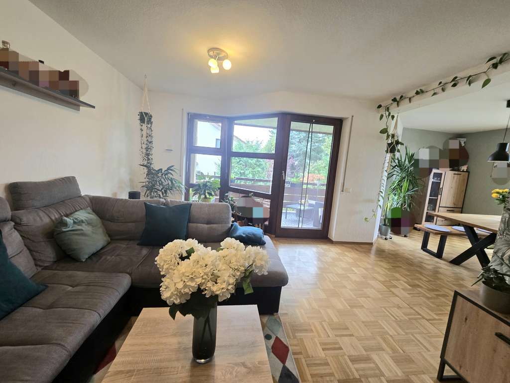 Immobilie in Großbottwar - Neues Zuhause zu Ostern! Mehrfamilienhaus in Großbottwar in sehr attraktiver Wohnlage - Bild 1