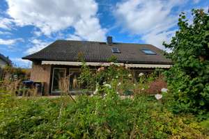 Freistehendes Einfamilienhaus in bester Halbhöhenlage von Bonn-Mehlem – Auf dem Oelsfeld 47, 53179 Mehlem, Bonn – Vorschaubild 1