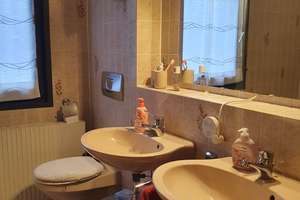 Freistehendes Einfamilienhaus  mit Doppelgarage und Photovoltaikanlage – Scheffelstraße 12, 75387 Neubulach – Vorschaubild 9