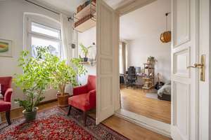 ✨ Top-Lage mit Blick auf die Samariterkirche! - Stilvolle 2-Zi-Whg mit Altbaucharme & Süd-Ost-Balkon – Die vollständige Adresse der Immobilie erhältst du vom Anbieter., 10247 Friedrichshain, Berlin – Vorschaubild 4