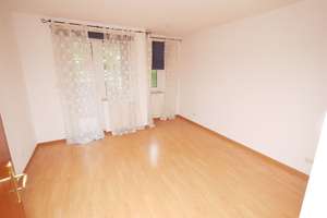 Wohnen in Citynähe: Gut geschnittene 2,5 Zimmer-Etagenwohnung mit Gemeinschaftsgarten und Balkon – Die vollständige Adresse der Immobilie erhältst du vom Anbieter., 45881 Schalke, Gelsenkirchen – Vorschaubild 6
