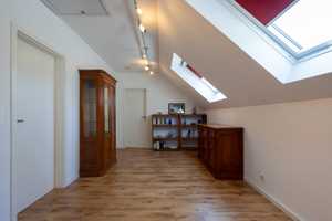 Einziehen & Wohlfühlen - Modernisiertes geräumiges Haus mit Garten & Garage – Dammelsfurther Weg 1, 51503 Rheinisch-Bergischer Kreis – Vorschaubild 14