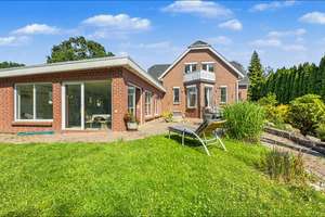 Exklusives wohnen an den Feldern Langens: Einfamilienhaus mit Schwimmbad und Einliegerwohnung – Die vollständige Adresse der Immobilie erhältst du vom Anbieter., 27607 Langen – Vorschaubild 38