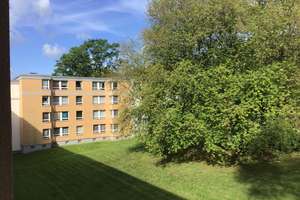 Charmante 3-Raum-Wohnung mit 2 Balkonen! – Schellingweg 11, 45279 Freisenbruch, Essen – Vorschaubild 2