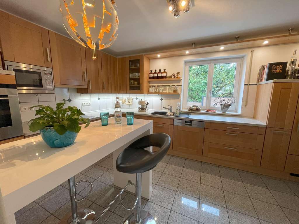 Immobilie in Laufen - Hochwertiges, großzügiges EFH in Laufen - mit Galerie, Sauna & Wärmepumpe - Bild 4