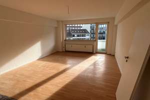 Renovierte 2-Zimmer-Wohnung mit Balkon in der Dortmunder Innenstadt, am Westenhellweg