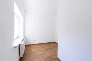 Modernes Wohnglück: 4-Zimmer EG-Wohnung in Fürth-Vach mit Garten – Vacher Straße 486, 90768 Vach, Flexdorf, Ritzmannshof, Fürth – Vorschaubild 9