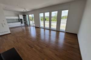 Exklusives Penthouse im Rosenpark * 2 TG Stellplätze * 2 Dachterrassen * Kamin – Robert-Koch-Str. 24, 70563 Vaihingen-Mitte, Stuttgart – Vorschaubild 2