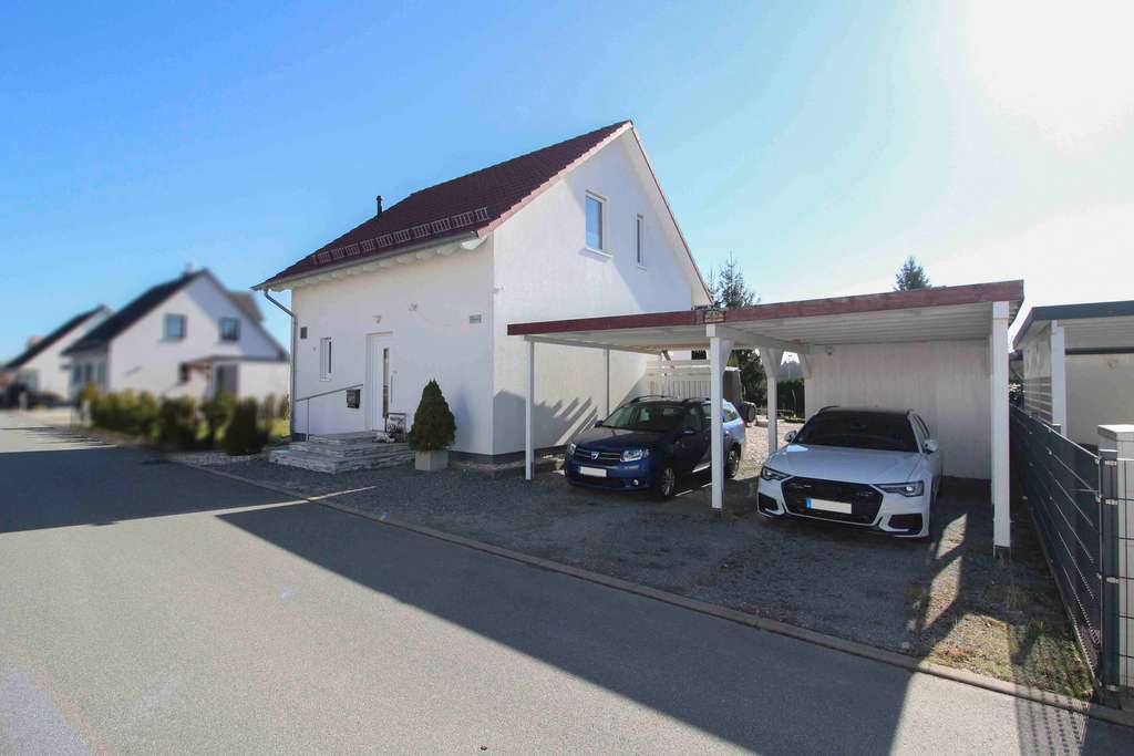 Immobilie in Großharthau - Tolles Einfamilienhaus mit eigener Lüftungsanlage in begehrter Lage - Bild 0