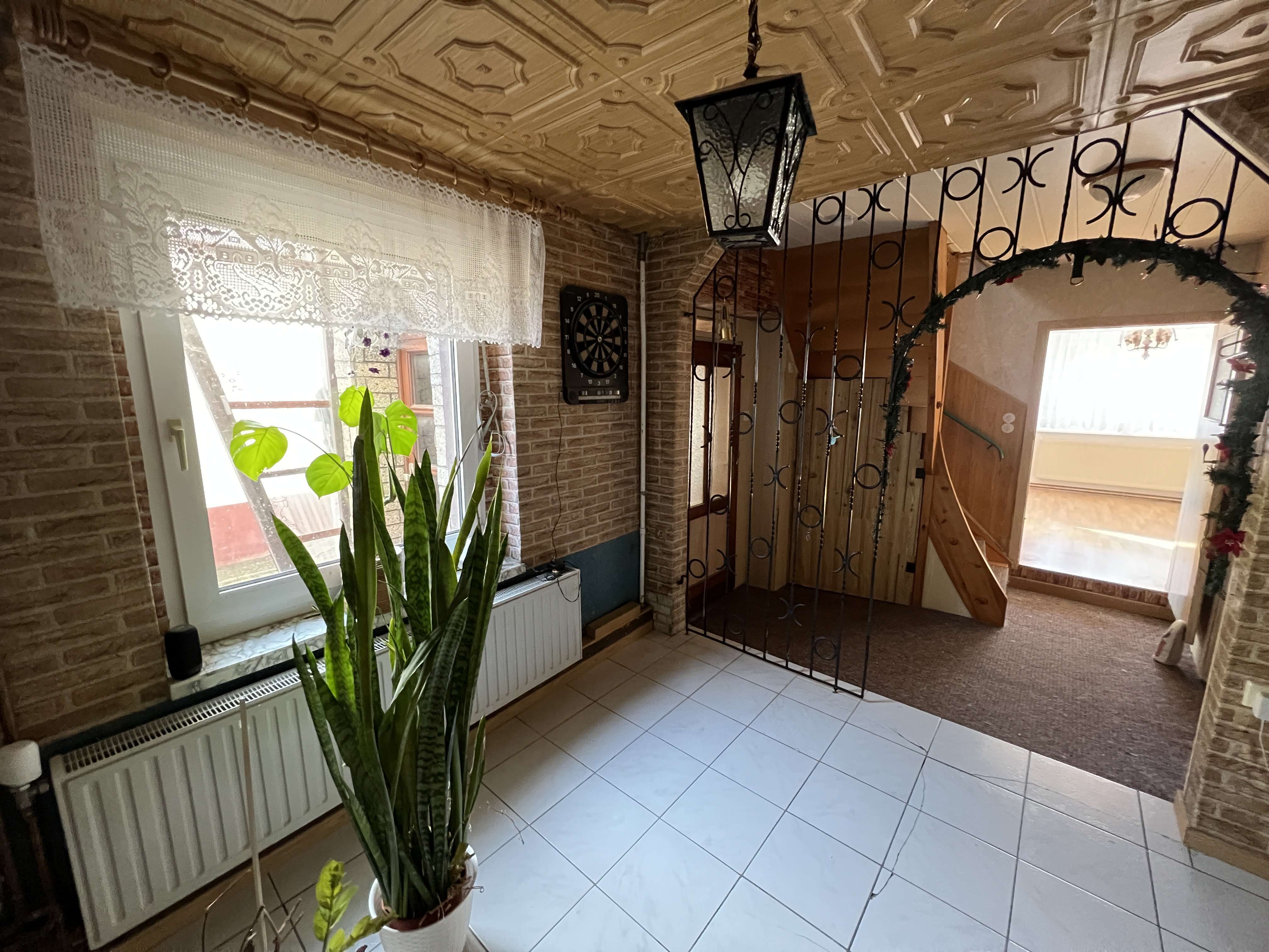 Immobilie in Lutherstadt Eisleben - Charmantes Einfamilienhaus mit Renovierungspotenzial, Kaminöfen & Glasfaser in Bischofrode - Bild 12