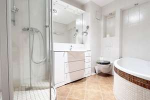 Property thumbnail 9