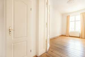 Beletage-Juwel im Gräfekiez: Lichtdurchflutete Altbauwohnung ohne Maklerprovision  – Böckhstr. 27, 10967 Kreuzberg, Berlin – Vorschaubild 4