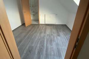 gemütliche 2 1/2-Zimmer-DG-Wohnung inkl. Küche in Bochum Stiepel – Kemnaderstr. 90, 44797 Stiepel, Bochum – Vorschaubild 5